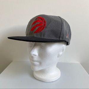 Coors light / Toronto Raptor’s ball cap / truckers hat. SnapBack. New.